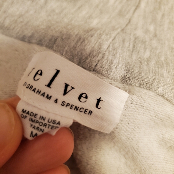 Velvet by Graham & Spencer open front cardigan. Light heathered grey. Size M. - Picture 3 of 11